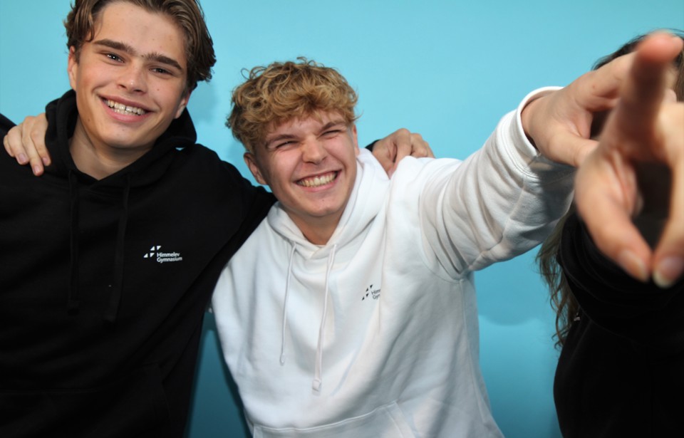 Hoodie 12